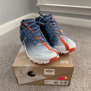 On Running Men’s Cloudflow 3- Size 9- Brand new!